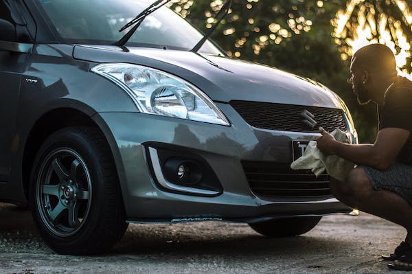 Auto polieren: So machen Sie es richtig