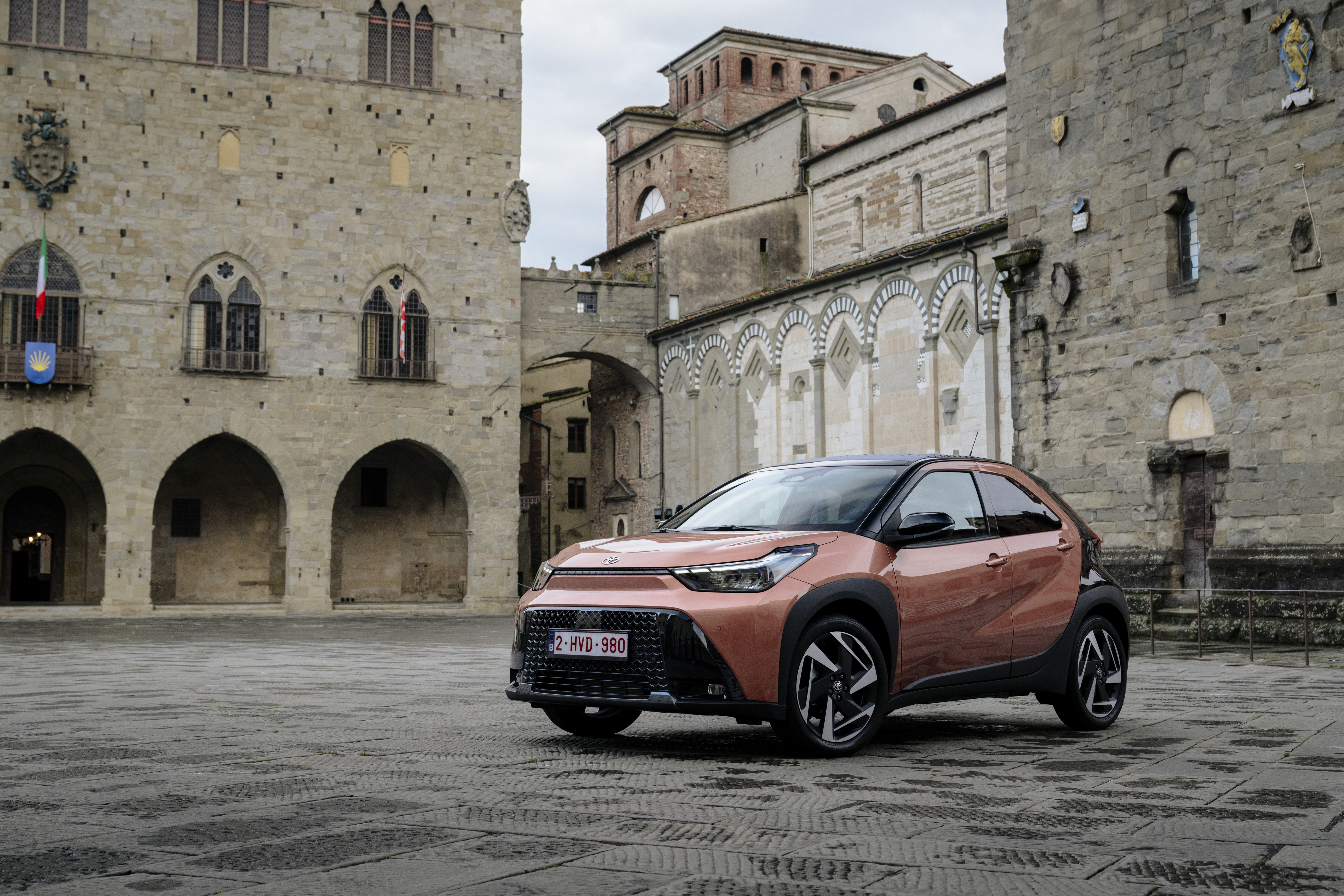 Das Drei-Liter-Auto kehrt zurück: Der Aygo X Hybrid von Toyota